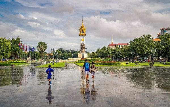 16. den – pátek 16.11. - Kambodža – hlavní město Phnom Penh a návrat